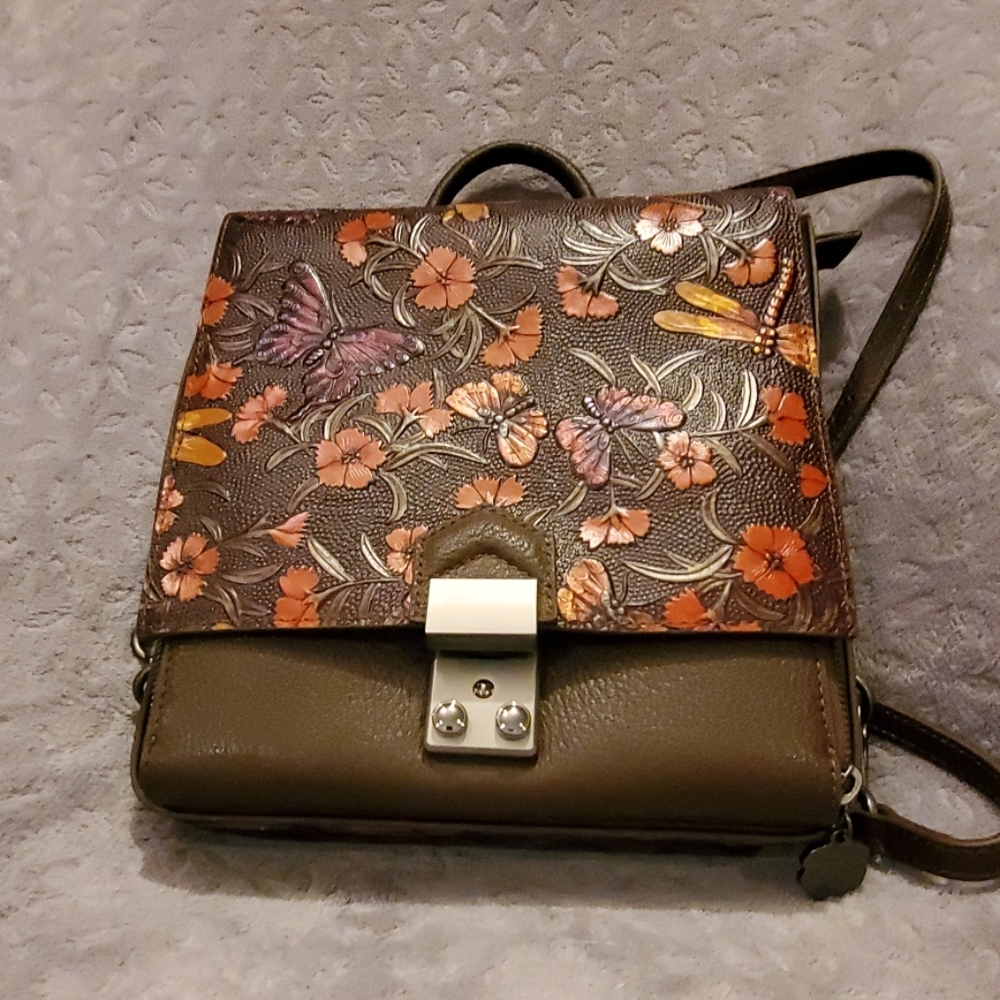 Medium handbag